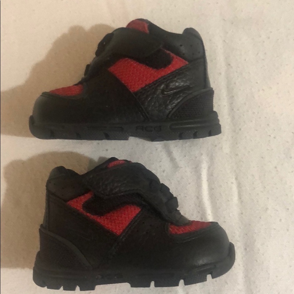 Nike ACG baby boot